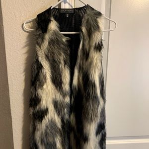 Fur vest